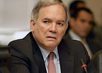 Roy Chaderton: Diplomacia de paz en tiempos de guerra