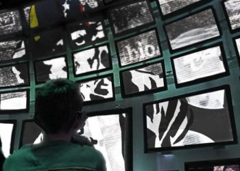 Cuatro muestras de guerra mediática y “enredática”