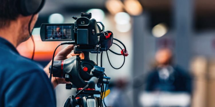 Cuatro muestras de Guerra Mediática