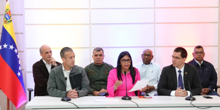 EEUU declara bloqueo total contra Venezuela