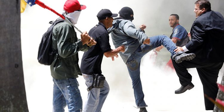 La guerra terrorista occidental contra Venezuela