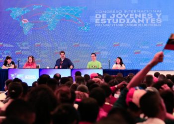 Congreso de los jóvenes, militares y civiles: El futuro avanza en Venezuela