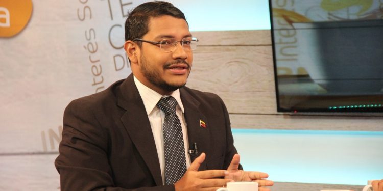 Rander Peña: Juventud quiere paz para producir