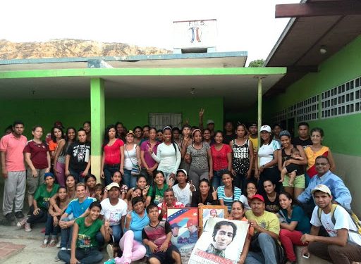 Cumanenses trabajan organizados contra el Covid-19