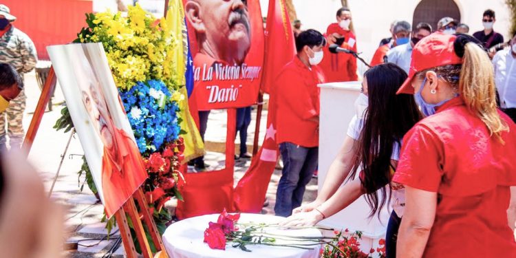 Presidente Maduro al PSUV: una campaña electoral por Darío Vivas