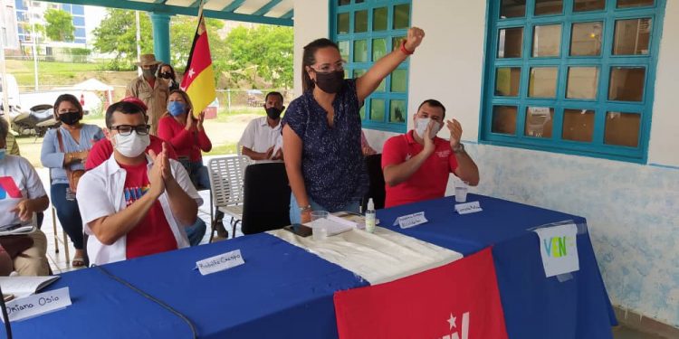 Militantes del Psuv Urdaneta sostuvieron encuentro