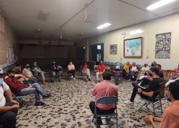 Candidato Gustavo Villapol compartió con comunidad de Valle Abajo