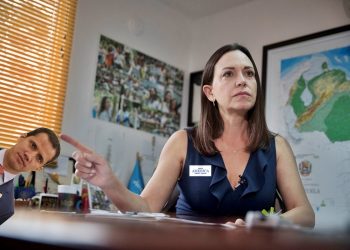 María Corina, la sepulturera de Guaidó