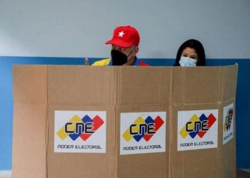 Diosdado Cabello califica de extraordinaria la participación del pueblo en el simulacro electoral