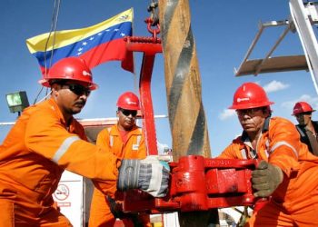 VENEZUELA PETROLERA
