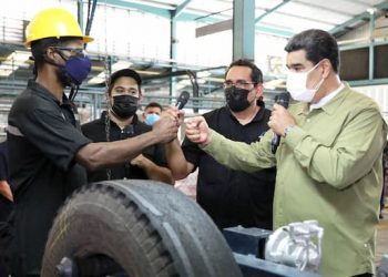 Trabajadores y Maduro