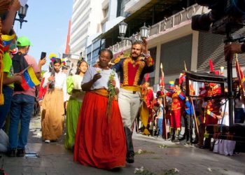 Llegada-de-Bolívar-a-Caracas