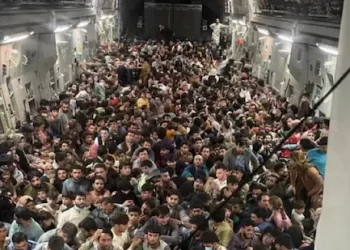 avion-estadounidense-despega-de-afganistan-con-mas-de-600-refugiados