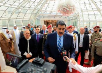 La estratégica gira de Maduro