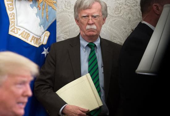 Los “arranques de franqueza” de los exfuncionarios y funcionarios de Estados Unidos pretenden sembrar el terror y frenar la caída del imperio