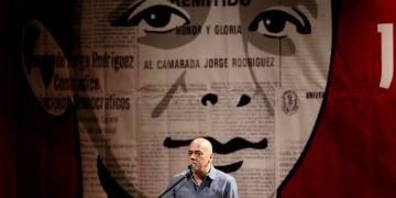 Jorge Rodríguez está vivo y luchando con nosotros