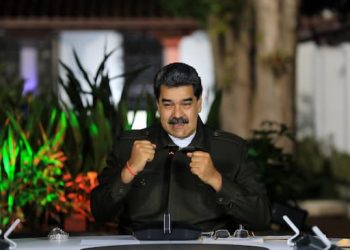 “Con el pueblo todo, sin el pueblo nada. Vamos a integrar el trabajo en cada calle con los sistemas que hemos creado la VenApp, la Línea 58, las alertas”, Nicolás Maduro.