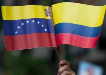 Banderas Venezuela y Colombia