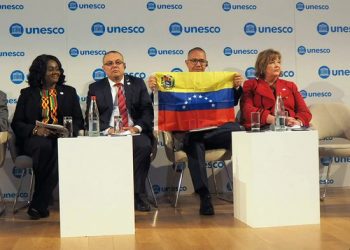 El ministro del Poder Popular para la Cultura, Ernesto Villegas Poljak, hizo una propuesta innovadora ante la UNESCO