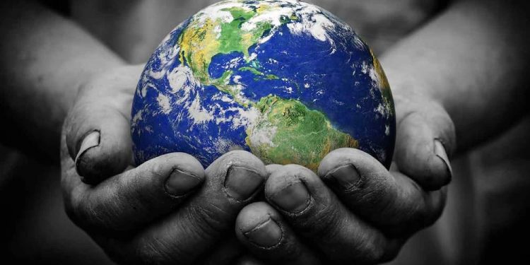 “La Madre Tierra nos llama a la defensa colectiva”