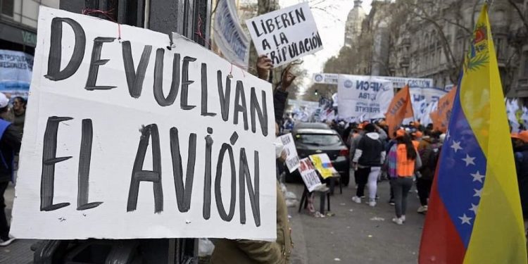 Se cayó el montaje, pero nadie lo admite