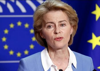 La señora von der Leyen es un ejemplo de cómo actúa y como se maneja la élite mundial, como trabajan quienes están al servicio de los poderes fácticos, como negocian