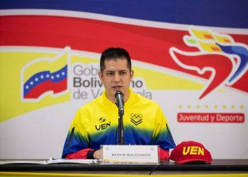 En el deporte vemos el contraste entre dos modelos de sociedad: el que considera al ser humano una mercancía, que vale la pena si genera beneficios, y que también se refleja en el deporte, y nuestro modelo socialista