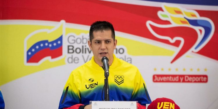 En el deporte vemos el contraste entre dos modelos de sociedad: el que considera al ser humano una mercancía, que vale la pena si genera beneficios, y que también se refleja en el deporte, y nuestro modelo socialista