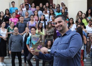 Presentación del libro De La Guerra a la Vida, en La Habana Cuba
