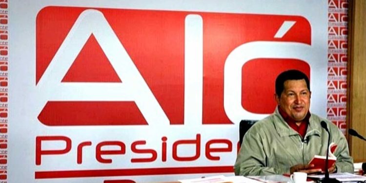 Aló Presidente contra la guerra mediática
