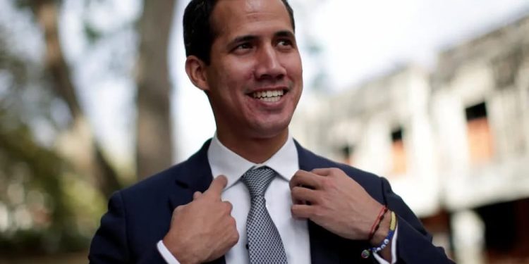 Tinta cruda: El negocio del ridículo