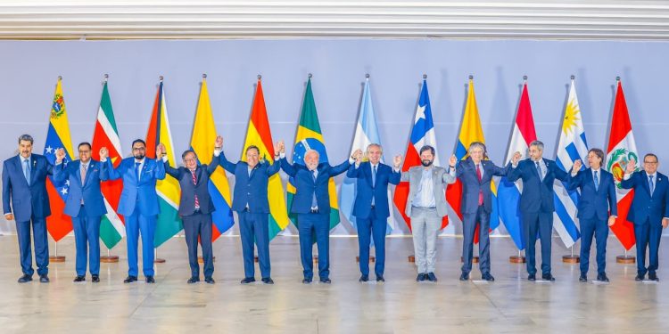 Nada detiene el nuevo orden mundial