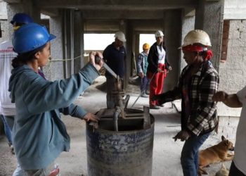 En Antímano, mujeres construyendo futuro