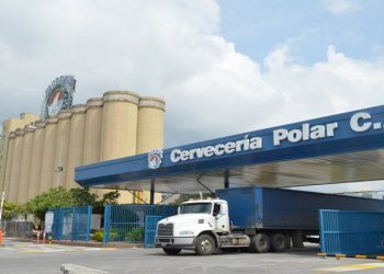 Polar ignora sentencia del TSJ, denuncian sindicalistas