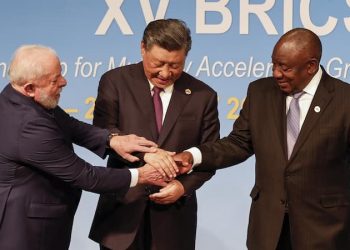 Nada detiene la irrupción del Nuevo Orden Mundial