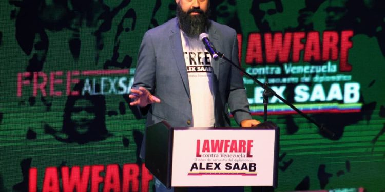 Roigar López: “Contra Alex Saab y Camilla Fabri, la narración tóxica de las redes sociales”