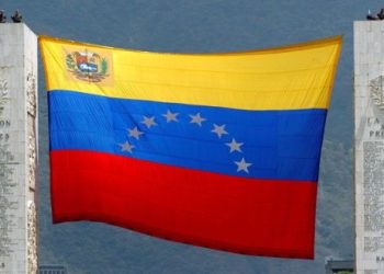 ¡Amarillo, azul y rojo!