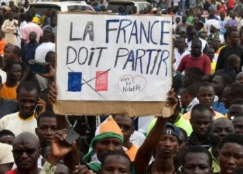 Tinta cruda | Níger y Francia colonialista