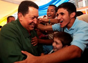 Coautor, junto a Wilfer Bonilla, del libro “El chavismo como identidad política”, el exministro y actual embajador estima que debe tomarse conciencia de la necesidad de un liderazgo colectivo que preserve la opción revolucionaria