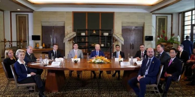 Las consecuencias económicas y sociales de la guerra, añadido a las derivadas de la pandemia de la COVID 19, han generado un cóctel peligroso para las sociedades que no han encontrado respuestas constructivas de instancias como el G7 o el G20, lo que es parte esencial de su declive actual