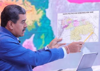 Yo, Nicolás Maduro Moros, presidente de la República Bolivariana de Venezuela, a nombre de nuestro pueblo, estoy listo para reunirme con usted muy pronto en el lugar del Caribe que elijamos, para dialogar en el marco del Acuerdo de Ginebra”