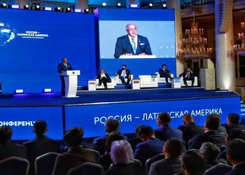 "Los países latinoamericanos están mostrando una pauta de éxito en la progresiva formación de un sistema multipolar de relaciones internacionales basado en la igualdad, la justicia, el respeto al derecho internacional y los legítimos intereses de cada uno”, Vladimir Putin