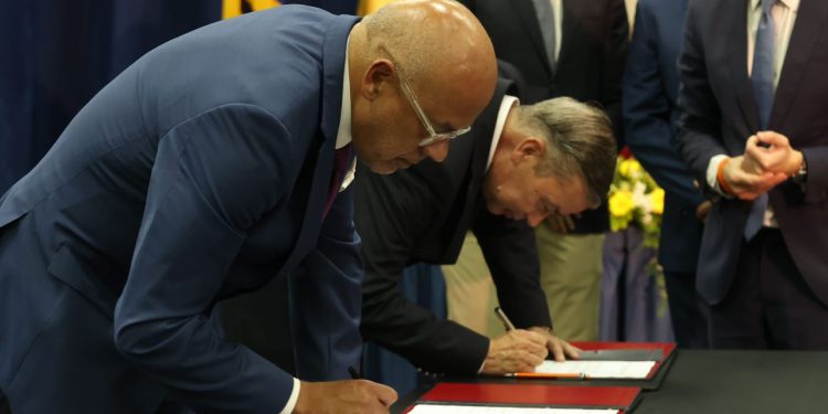 Gobierno Nacional y Plataforma Unitaria firmaron acuerdos parciales para garantías políticas