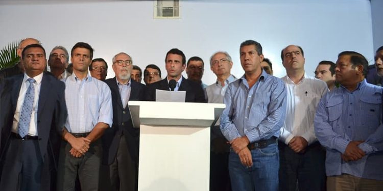 Oposición noeslomismista