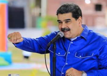 Para un ingenuo transeúnte resulta imposible de comprender el descaro que enarbola María Corina Machado en la petición urgente de una intervención militar en Venezuela