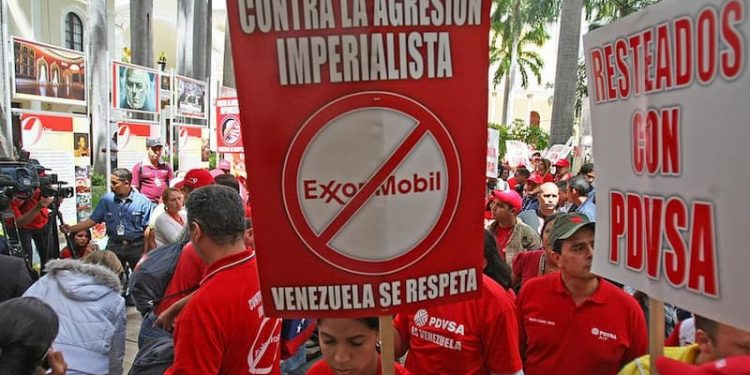Venezuela toda le responderá a la Exxon-Mobil
