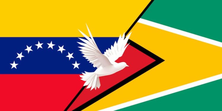 La declaración emitida al final de la jornada no deja duda de que existe una voluntad superior de evitar un escalamiento indeseable pero a su vez reafirma que la República Bolivariana de Venezuela no está dispuesta en ninguna circunstancia a ser actor pasivo mientras factores de poder nos despojan del territorio Esequibo