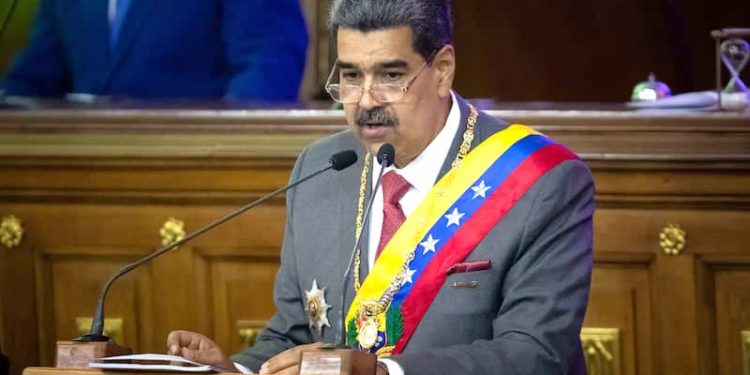 El aumento del 15 de enero constituye el primer paso en materia de ingresos de los trabajadores. Para ello, tenemos que seguir trabajado en el fortalecimiento de la economía y, además, en la consolidación de la estabilidad política, de la soberanía nacional y de los vínculos internacionales con las nuevas potencias, que encabezan los cambios hacia un nuevo orden mundial libre de hegemonías imperiales