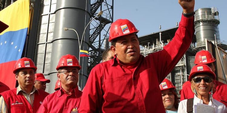El eje central de la estrategia económica en la transición al socialismo es la industrialización. De su avance dependerá la productividad del país, la capacidad de generar bienestar, de defendernos frente a los ataques imperialistas y de conquistar la independencia