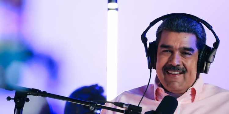 Pese a las sanciones Venezuela logró la inflación más baja desde 2006. Bajo este signo positivo, la propia agencia AP tuvo que reconocer la connotación errada sobre las declaraciones del mandatario durante el pasado 4 de febrero, cuando tergiversaron que ganaría las elecciones por las buenas o las malas